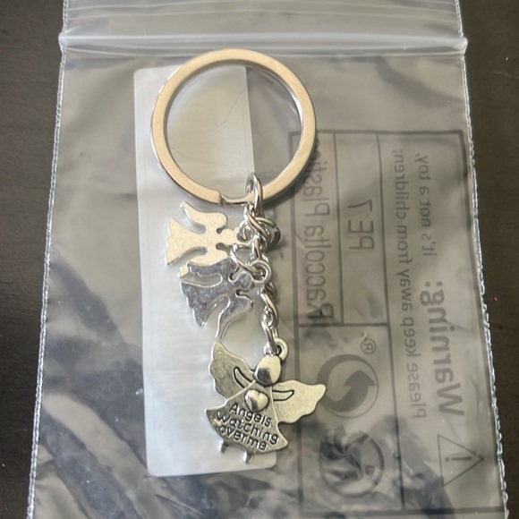 Angel Keychain - Picture 4 of 4